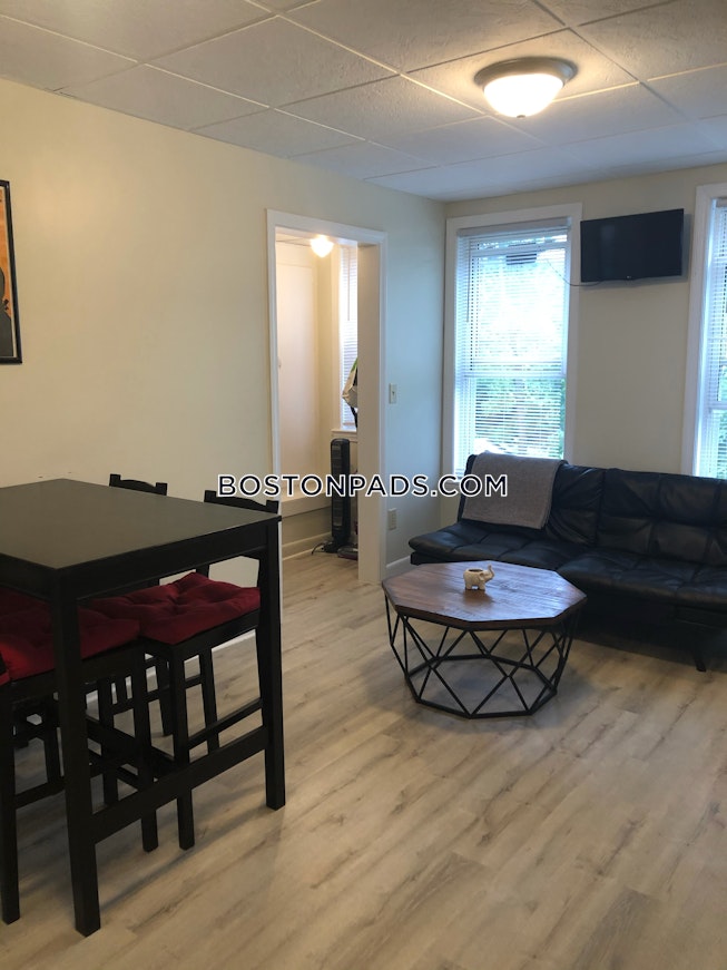 Medford - $4,340+ /mo