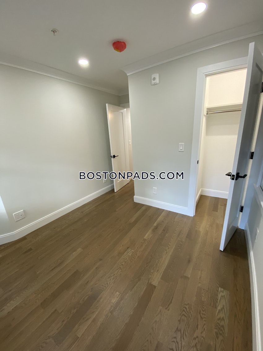 CAMBRIDGE - KENDALL SQUARE - 1 Bed, 1 Bath - Image 12