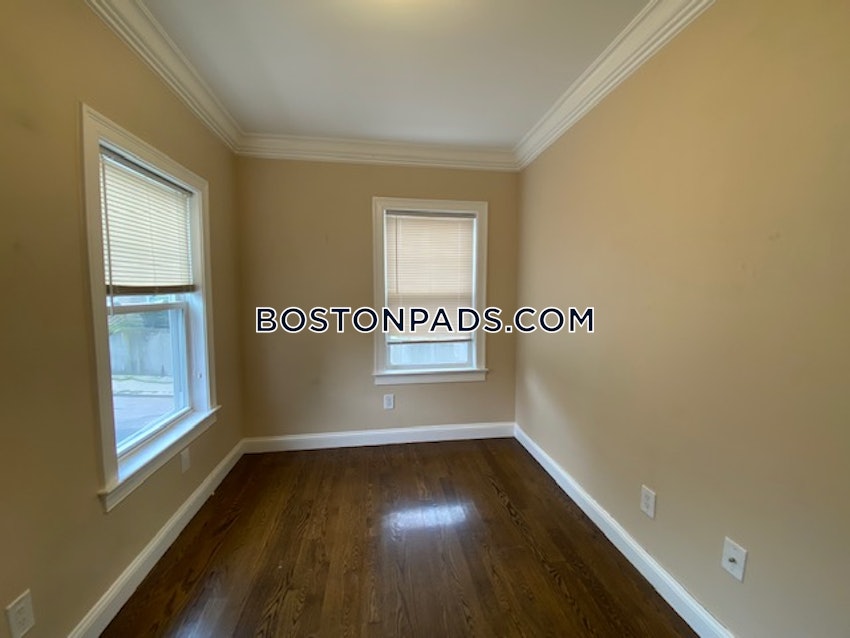 BOSTON - FORT HILL - 4 Beds, 2 Baths - Image 13