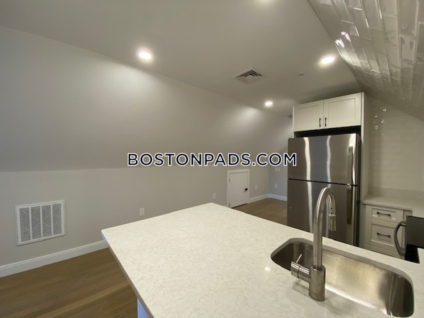 BOSTON - ALLSTON - 2 Beds, 1 Bath - Image 4