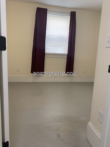 Boston - 4 Beds, 2 Baths