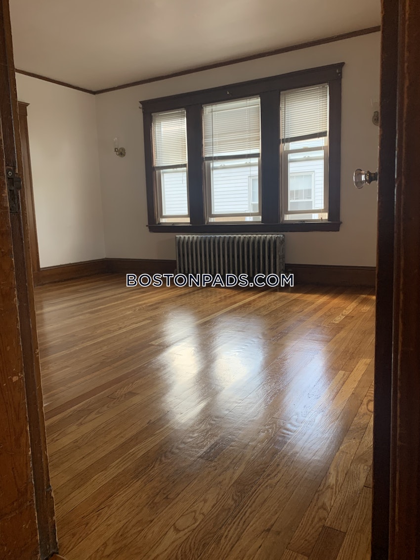 BOSTON - BRIGHTON - BRIGHTON CENTER - 5 Beds, 2 Baths - Image 2