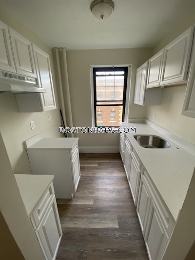 Malden Great 2 Beds 1 Bath on Pleasant St - $2,500 No Fee