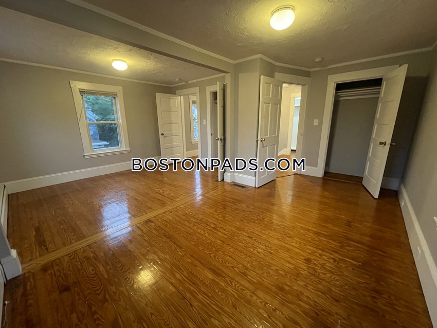 PEABODY - 2 Beds, 1.5 Baths - Image 7