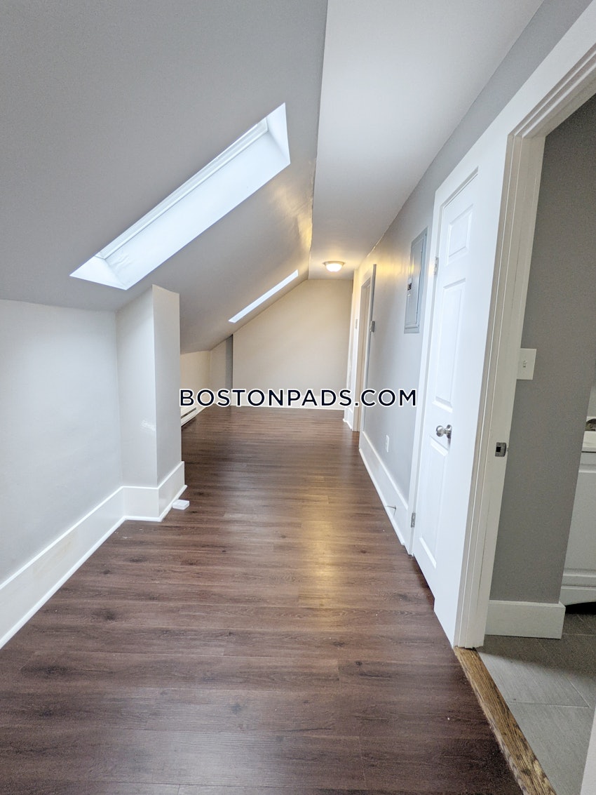 SOMERVILLE - EAST SOMERVILLE - 3 Beds, 1 Bath - Image 47