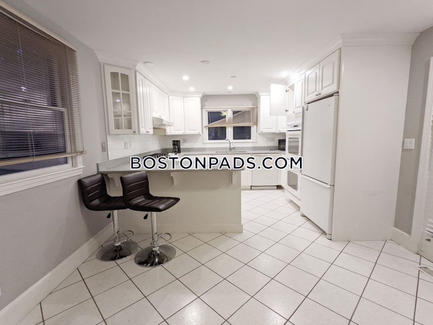 SOMERVILLE - EAST SOMERVILLE - 4 Beds, 2 Baths - Image 52