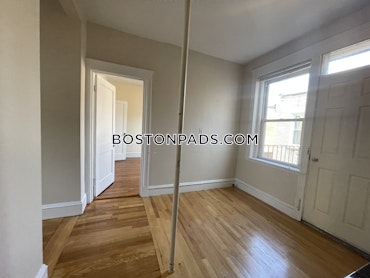 Boston - 3 Beds, 1 Baths