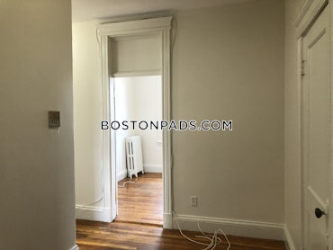 Boston - 2 Beds, 1 Baths