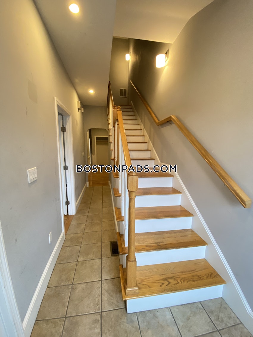 SOMERVILLE - EAST SOMERVILLE - 4 Beds, 2 Baths - Image 27