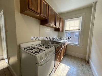 Somerville 1 Bed 1 Bath  Spring Hill - $2,300 No Fee