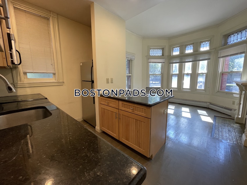 BOSTON - BACK BAY - 1 Bed, 1 Bath - Image 7