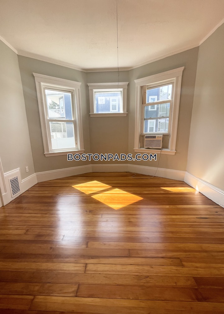 dorchestersouth-boston-border-3-bed-1-bath-boston-boston-3000-8013637 