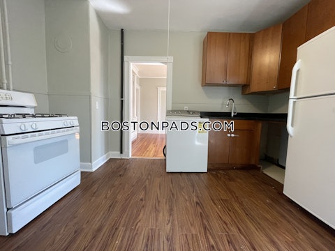 Boston St. Boston photo 2