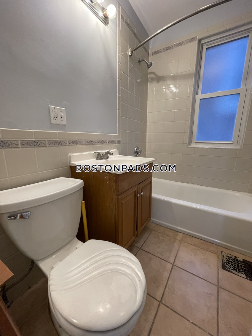 BOSTON - DORCHESTER/SOUTH BOSTON BORDER - 3 Beds, 1 Bath - Image 8