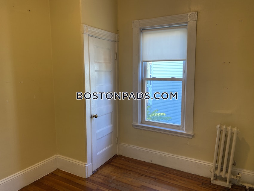 BOSTON - DORCHESTER - SAVIN HILL - 3 Beds, 2 Baths - Image 4