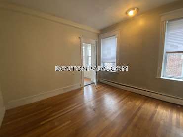 Boston - 3 Beds, 1 Baths