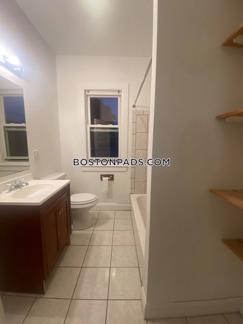 SOMERVILLE - EAST SOMERVILLE - 3 Beds, 1 Bath - Image 9