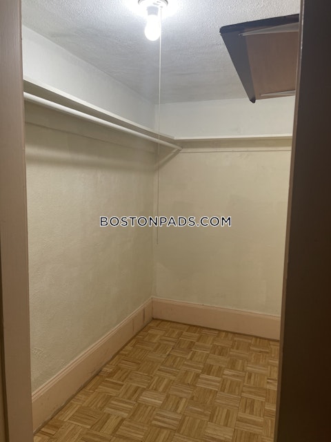 Parkvale Boston photo 19