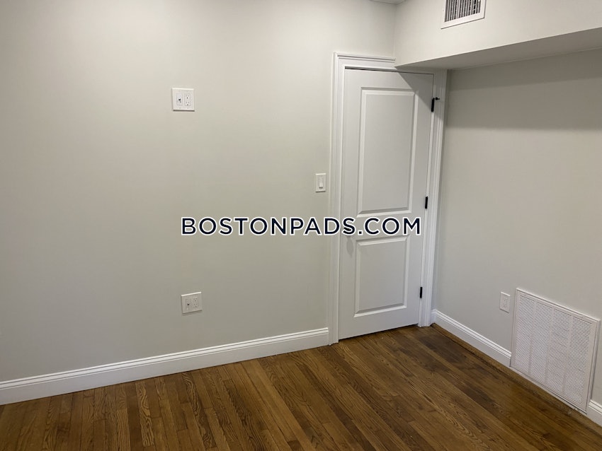 BOSTON - JAMAICA PLAIN - JACKSON SQUARE - 1 Bed, 1 Bath - Image 9