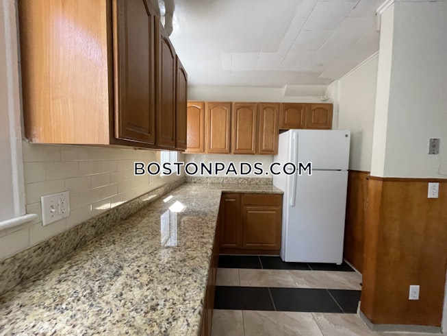 Brookline - $4,200+ /mo