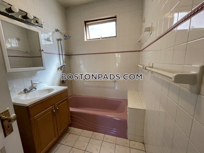 Brookline - $4,200+ /mo