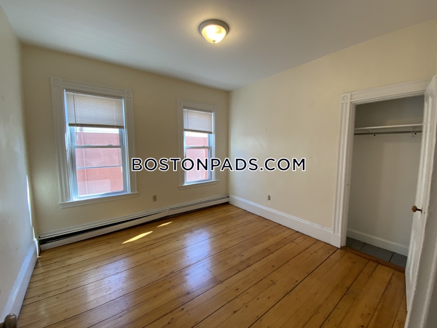 SOMERVILLE - EAST SOMERVILLE - 3 Beds, 1 Bath - Image 23