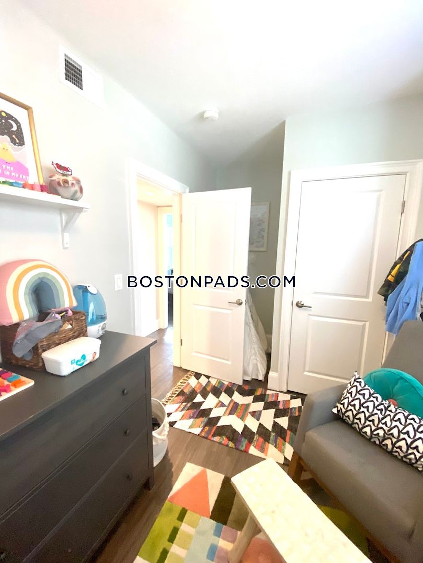 BOSTON - EAST BOSTON - JEFFRIES POINT - 2 Beds, 1 Bath - Image 6