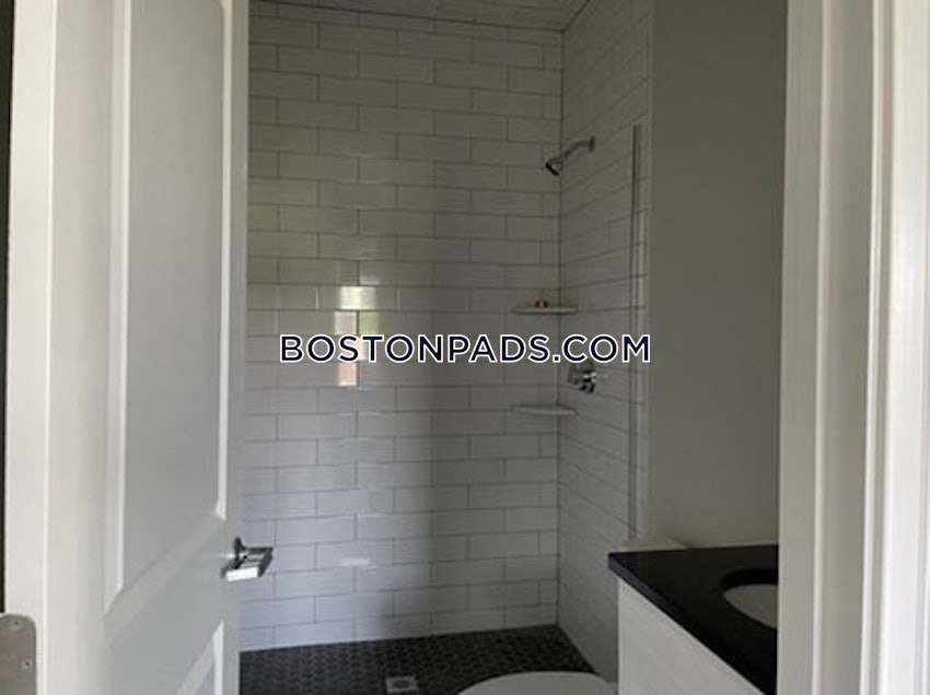 REVERE - 2 Beds, 1 Bath - Image 13