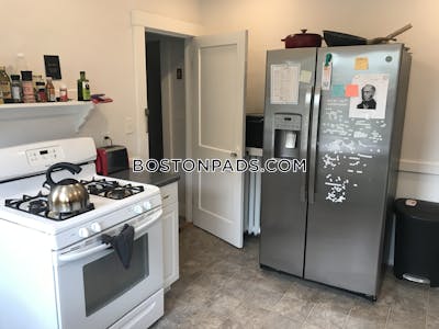 Medford 4 Bed 1 Bath  Tufts - $5,000