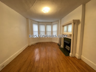 Boston - 3 Beds, 1 Baths