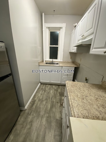 Boston - 2 Beds, 1 Baths