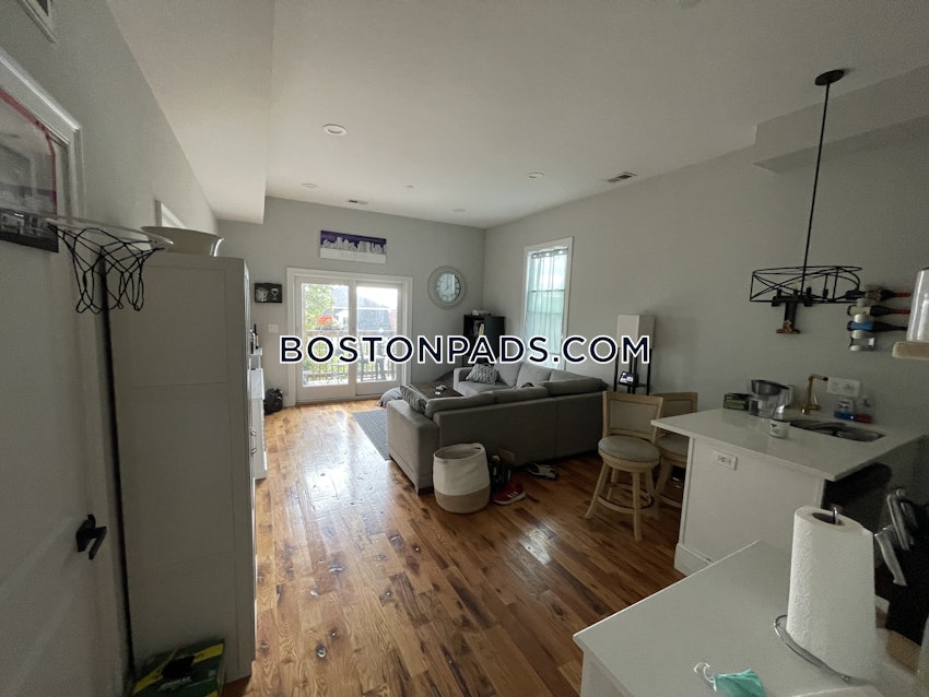 BOSTON - EAST BOSTON - EAGLE HILL - 4 Beds, 2 Baths - Image 11