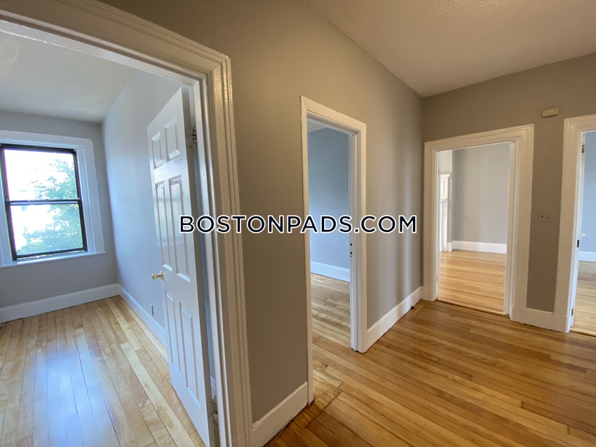 BOSTON - ALLSTON - 4 Beds, 1 Bath - Image 13