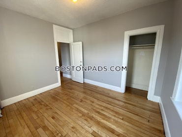 Boston - 4 Beds, 1 Baths