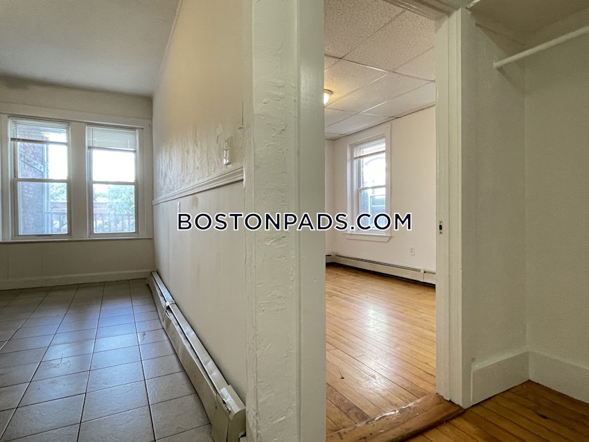 BOSTON - DORCHESTER - FIELDS CORNER - 4 Beds, 2 Baths - Image 10