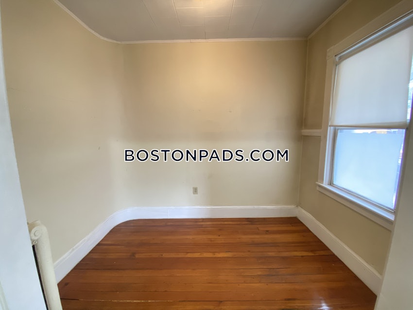 BOSTON - DORCHESTER - UPHAMS CORNER - 3 Beds, 1 Bath - Image 7