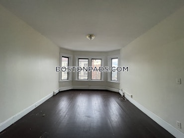 Boston - 5 Beds, 1 Baths