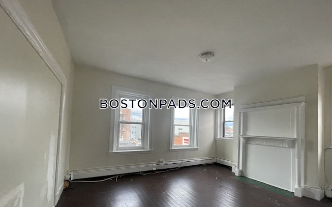 Boston - $5,700+ /mo