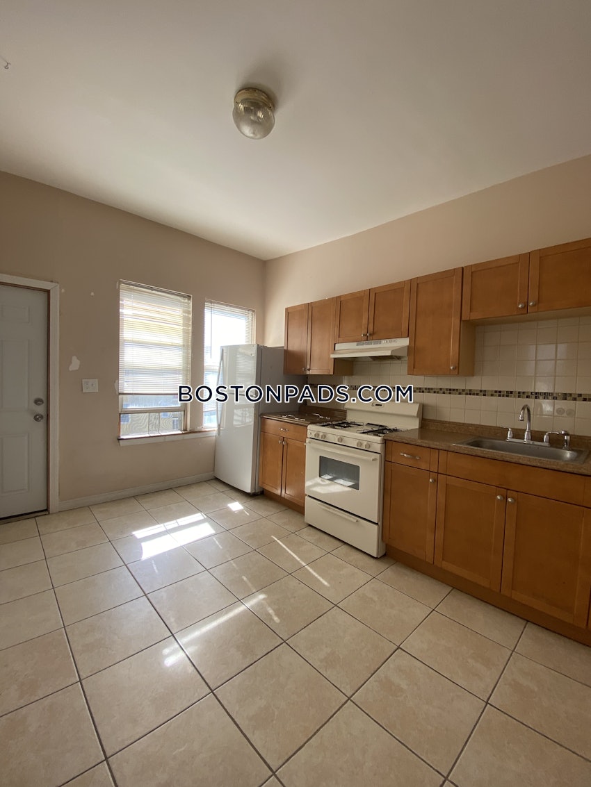 CAMBRIDGE - INMAN SQUARE - 3 Beds, 1 Bath - Image 27