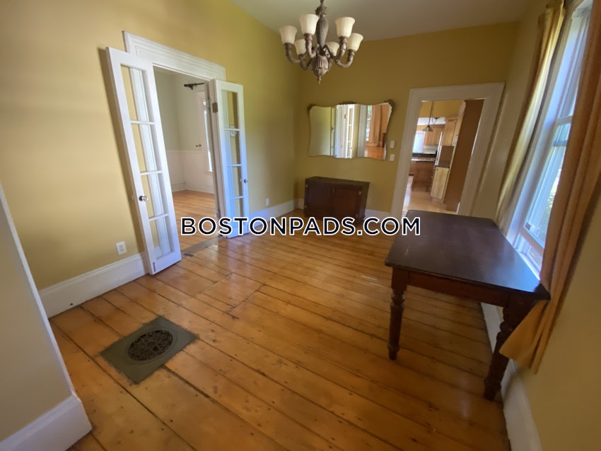 BOSTON - FORT HILL - 5 Beds, 3.5 Baths - Image 28