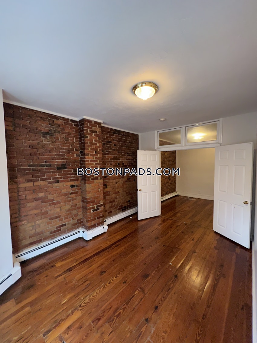 BOSTON - DORCHESTER/SOUTH BOSTON BORDER - 3 Beds, 1 Bath - Image 52