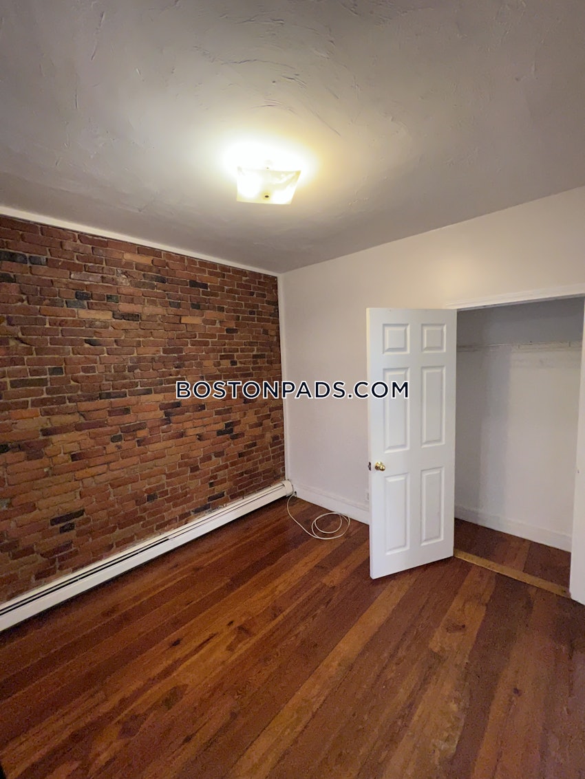 BOSTON - DORCHESTER/SOUTH BOSTON BORDER - 3 Beds, 1 Bath - Image 48