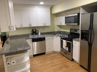 Roxbury 4 Beds 2 Baths Boston - $5,400 No Fee