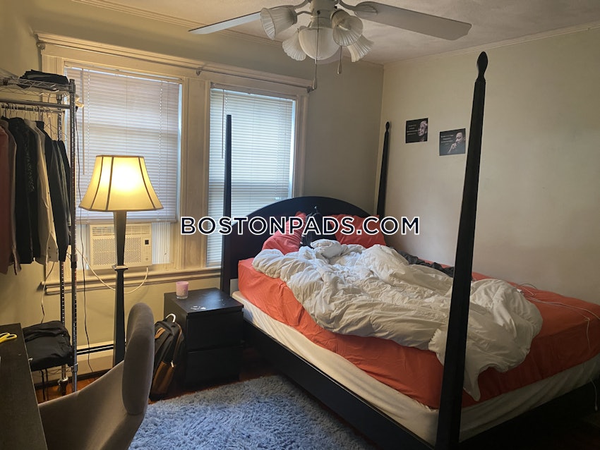 SOMERVILLE - TUFTS - 3 Beds, 1 Bath - Image 7