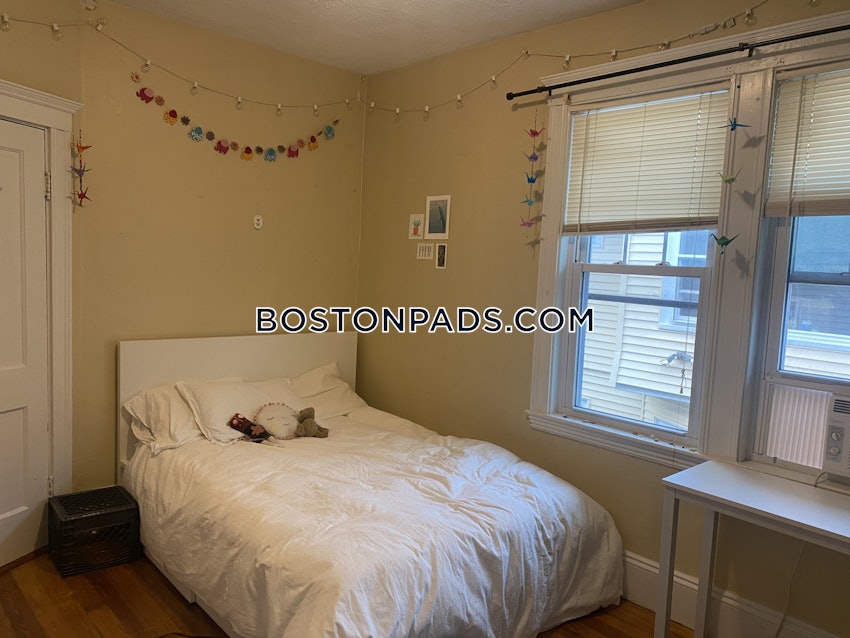 SOMERVILLE - TUFTS - 4 Beds, 1 Bath - Image 29