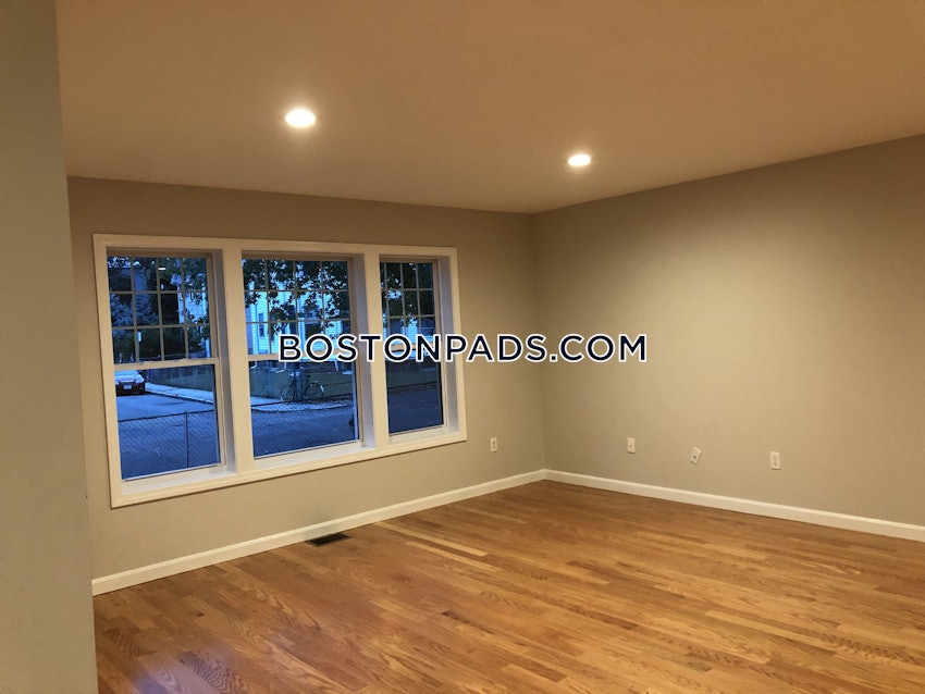 BOSTON - LOWER ALLSTON - 4 Beds, 2 Baths - Image 18