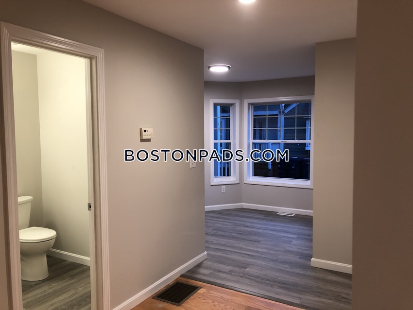 BOSTON - LOWER ALLSTON - 4 Beds, 2 Baths - Image 15