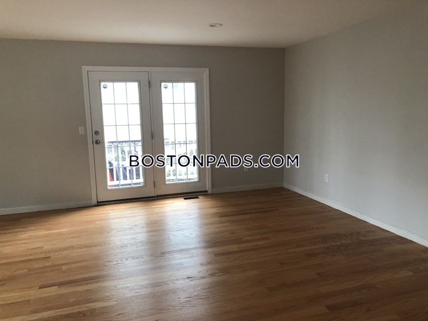 BOSTON - LOWER ALLSTON - 4 Beds, 2 Baths - Image 4