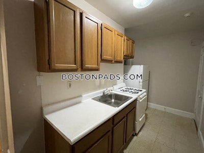 Somerville 2 Bed 1 Bath SOMERVILLE  Winter Hill - $3,100 No Fee