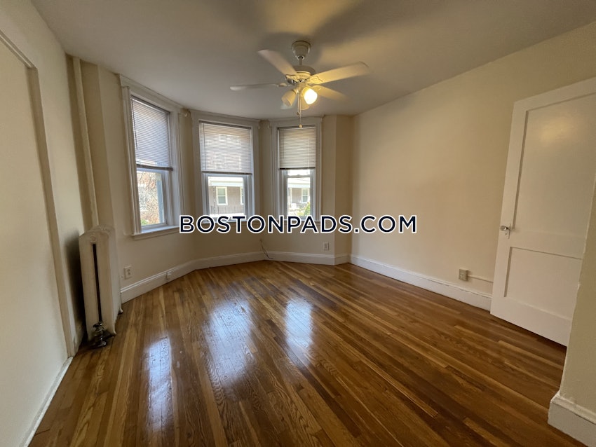 BOSTON - ALLSTON - 1 Bed, 1 Bath - Image 17